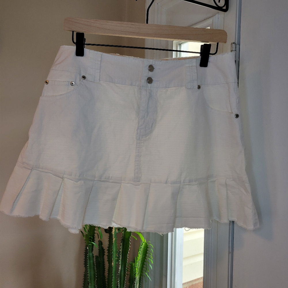 Miss 16 White Pleated Y2K Mini Skirt Size 14 Juniors‎